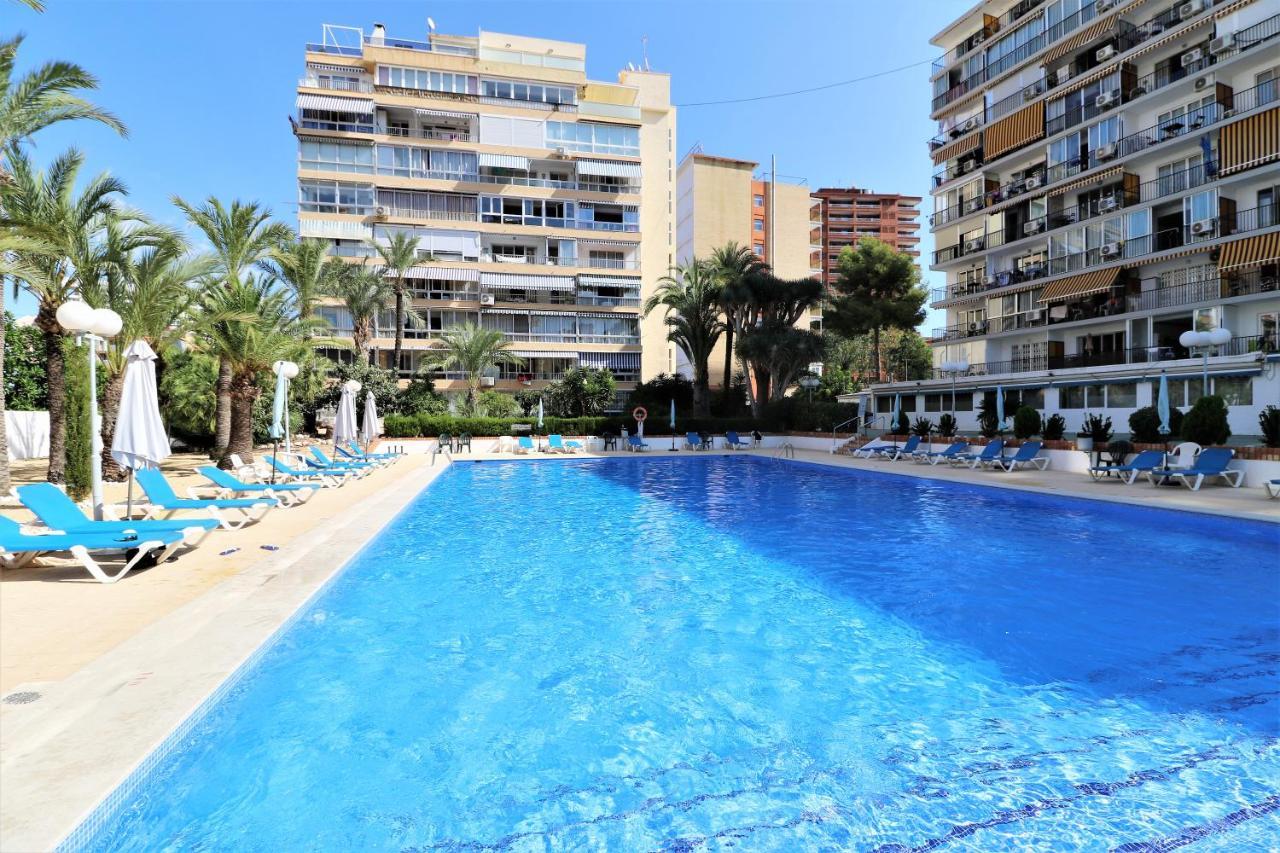 Bermudas 313 Benidorm Bagian luar foto