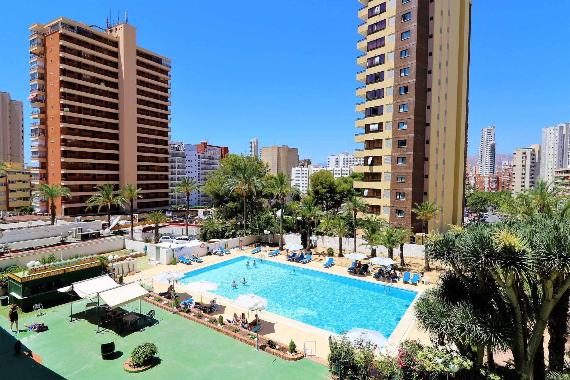 Bermudas 313 Benidorm Bagian luar foto